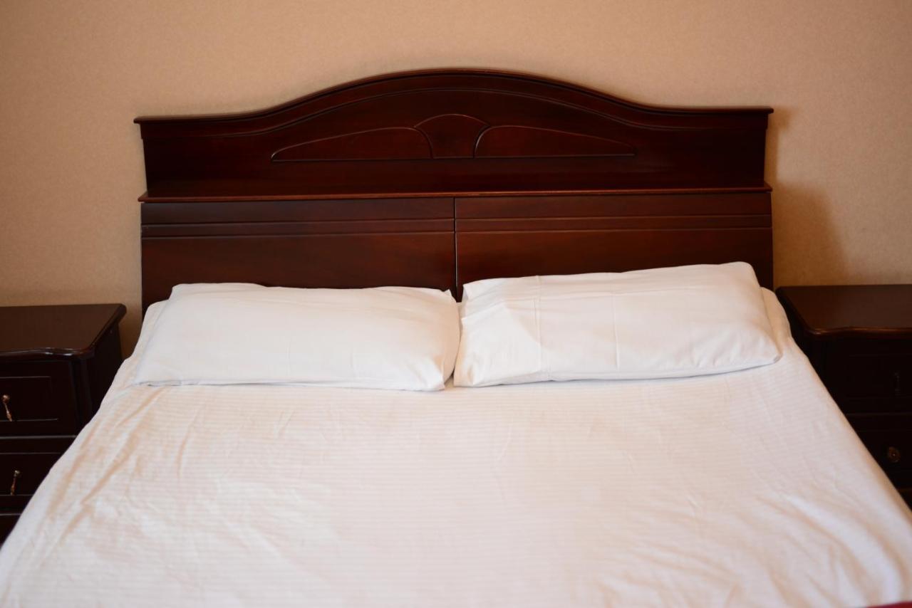 Bozok Hotel 아스타나 외부 사진
